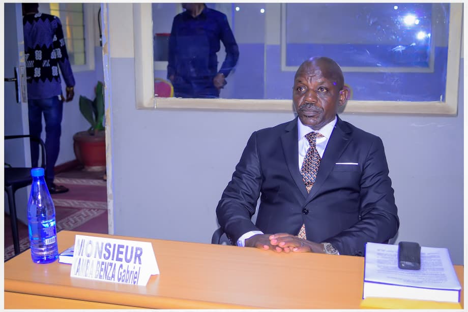UNIKIN : Gabriel Kamba Benza propose une nouvelle gouvernance des chefferies à travers sa thèse doctorale UNIKIN : Gabriel Kamba Benza propose une nouvelle gouvernance des chefferies à travers sa thèse doctorale